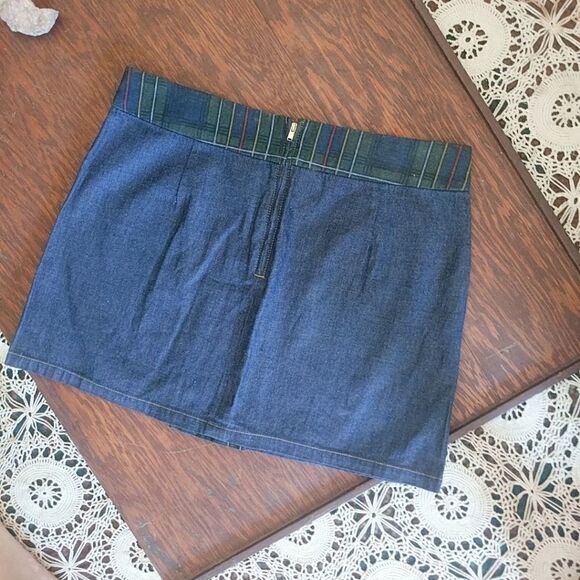 Tommy Jeans Plaid Detail Denim Mini Skirt Y2K SIZE 7 - Picture 2 of 3